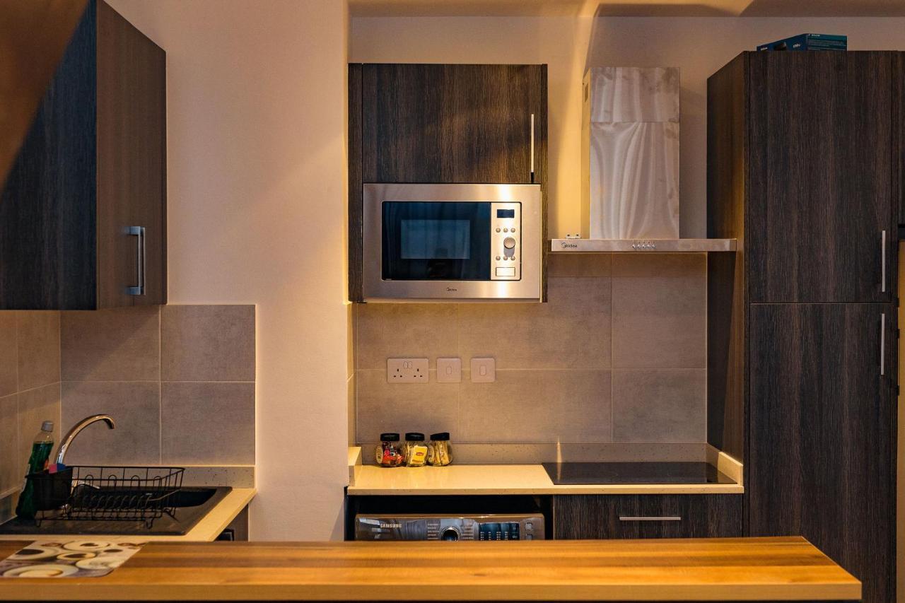 The Avery Loft At Embassy Gardens, Cantonments อักกรา ภายนอก รูปภาพ