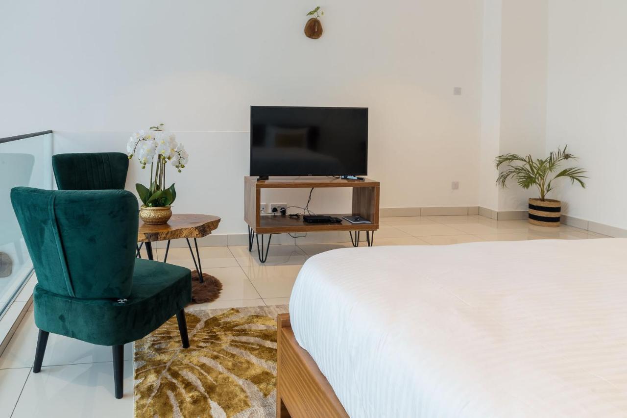 The Avery Loft At Embassy Gardens, Cantonments อักกรา ภายนอก รูปภาพ